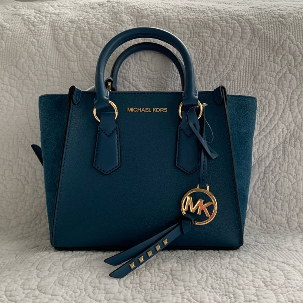 ♥️♥️♥️♥️ Michael Kors Blue leather/suede small  bag ♥️♥️♥️♥️